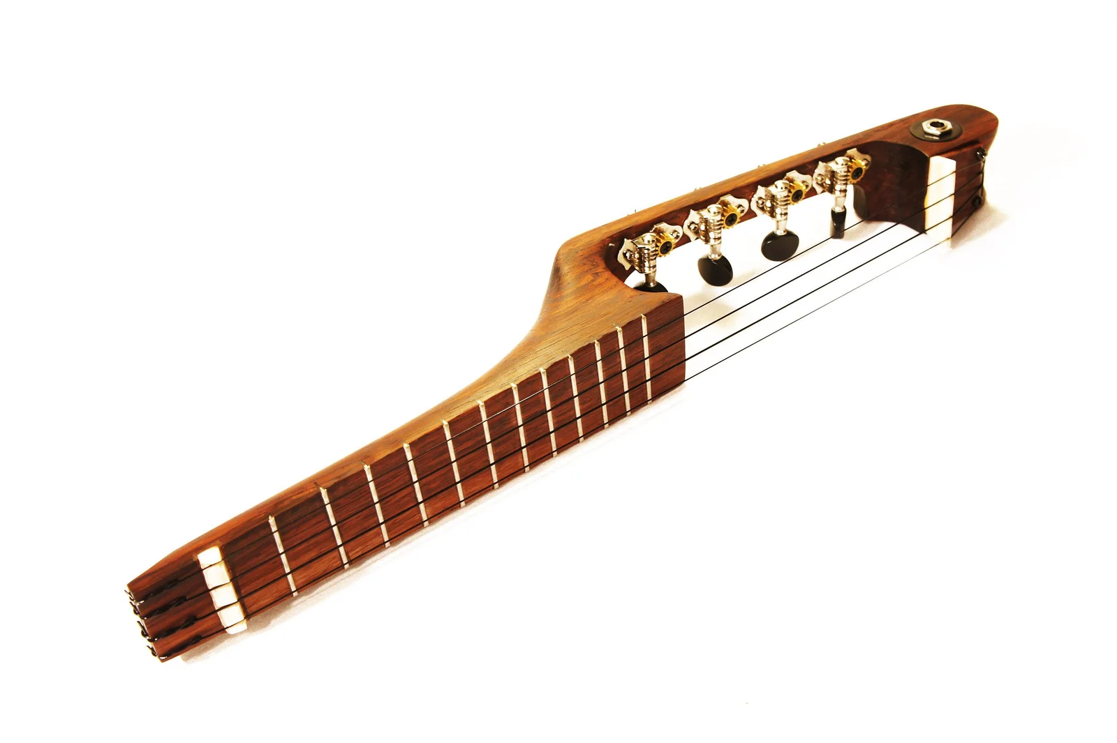 Uke_04.webp